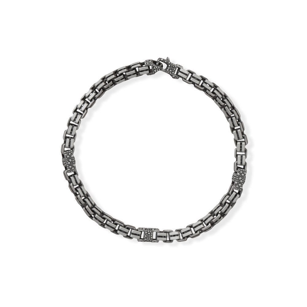 Behold our magnificent sterling silver box chain bracelet, a true symbol of refined masculinity. Its intricate but rugged look of the box chain design, embellished with black ruthenium, is a testament to the unparalleled craftsmanship of Italian artisans. A gift fit for the most extraordinary man in your life.