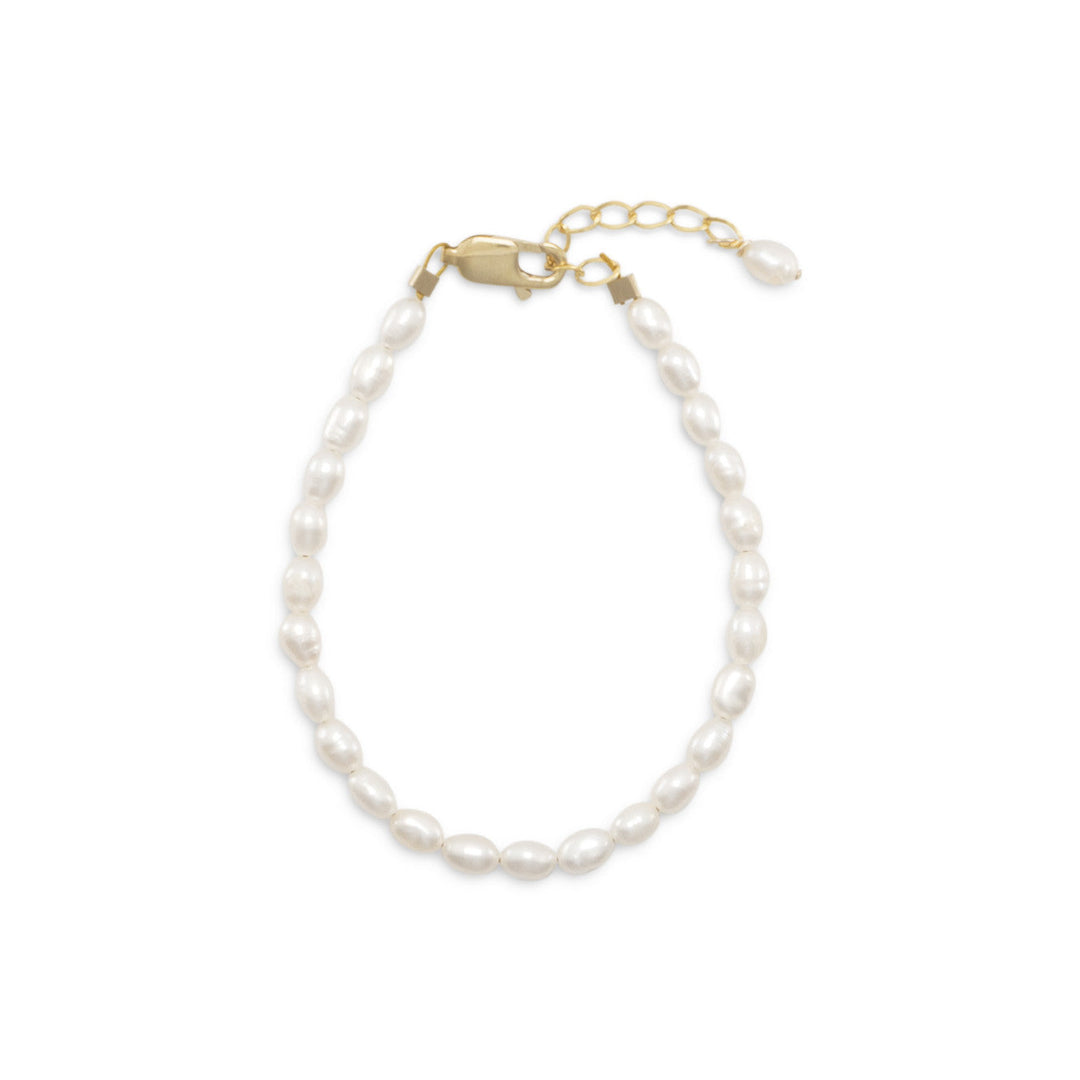 Introducing our exquisite 5" + 1" extension 14/20 gold filled cultured freshwater rice pearl bracelet, featuring approximately 3.5mm x 5mm white rice pearls. Cultured freshwater rice pearls are renowned for their enchanting beauty, daintiness, and simplicity, making this bracelet a true embodiment of the magical romance of pearls.However, we advise caution to ensure that the bracelet fits a wrist of no more than 6 inches.