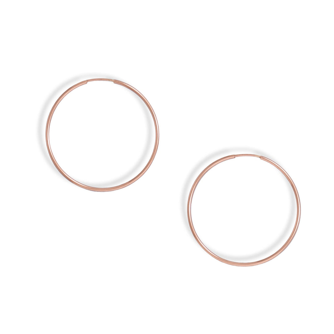 For all of the rose gold lovers. 14/20 rose gold filled endless hoops are 38mm in diameter, tubing is 1.25mm. 14/20 Gold Filled