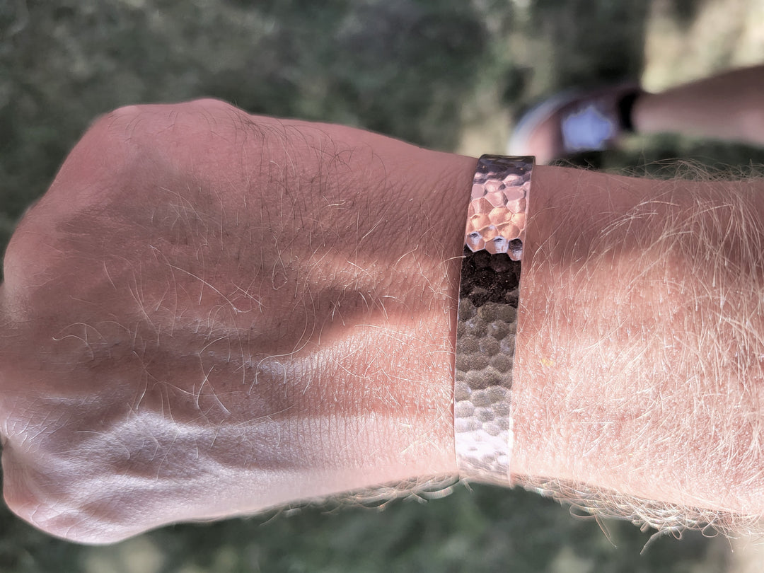 The adjustable design allows for a perfect fit, making it suitable for a wide range of wrist sizes. The cuff bracelet is easy to put on and take off, making it a convenient accessory for everyday wear.